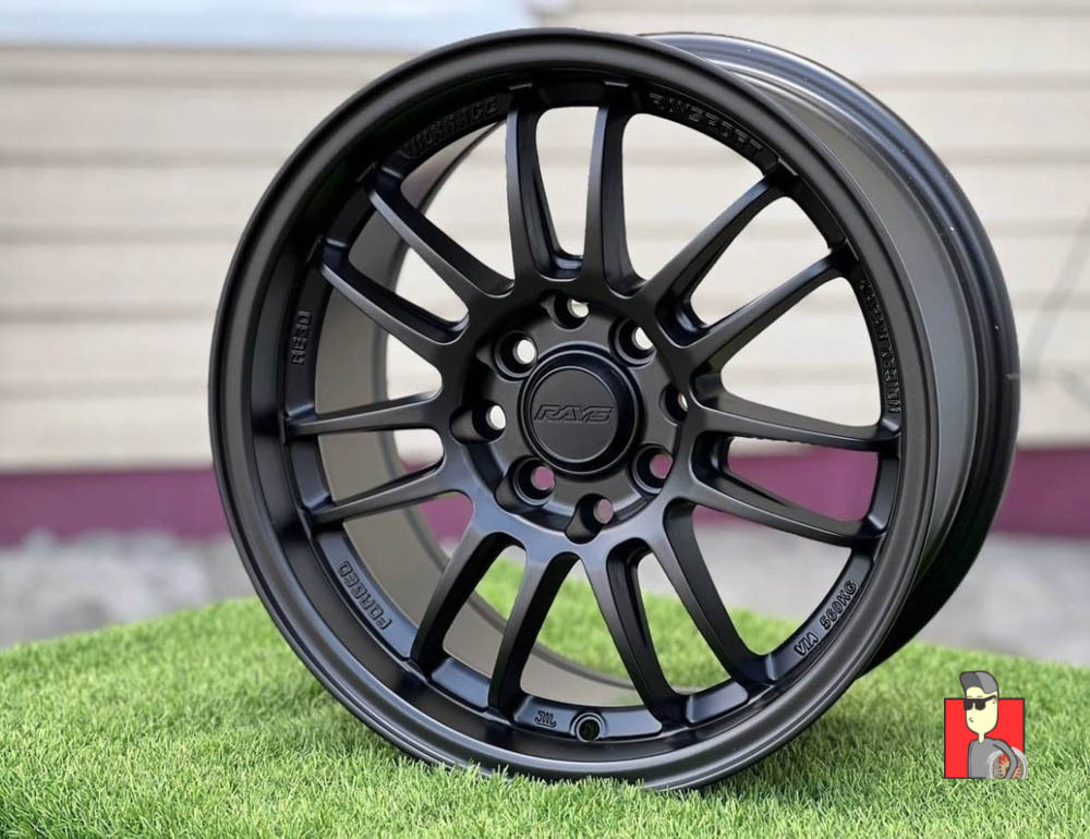 Комплект дисков Rays RE30 15x7 et35 4x100/4x114.3