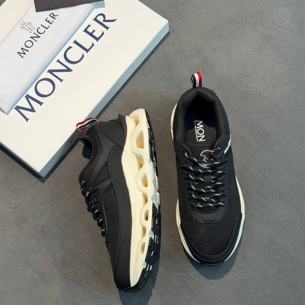 Кроссовки Moncler