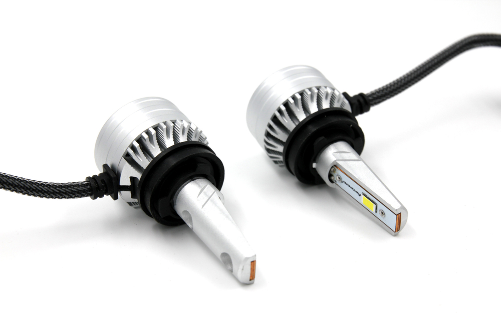 Светодиодные лампы H8/H9/H11/H16 Aozoom ALH-08 в штатную линзу с вент-ром, 12V, 35W, 6000K (комплект, 2шт)