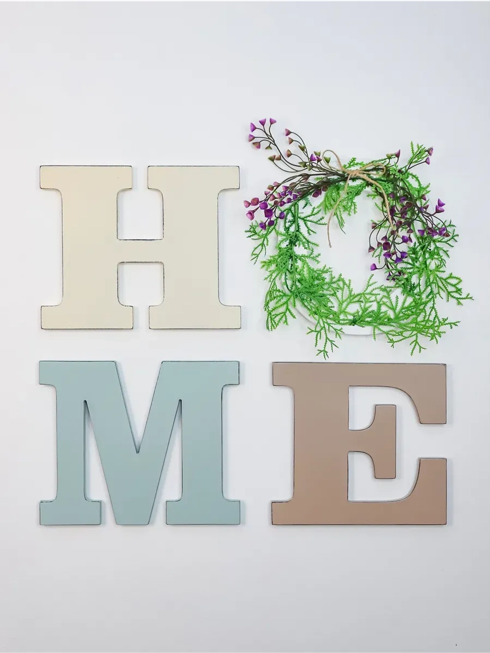 Декор на стену буквы "HOME"