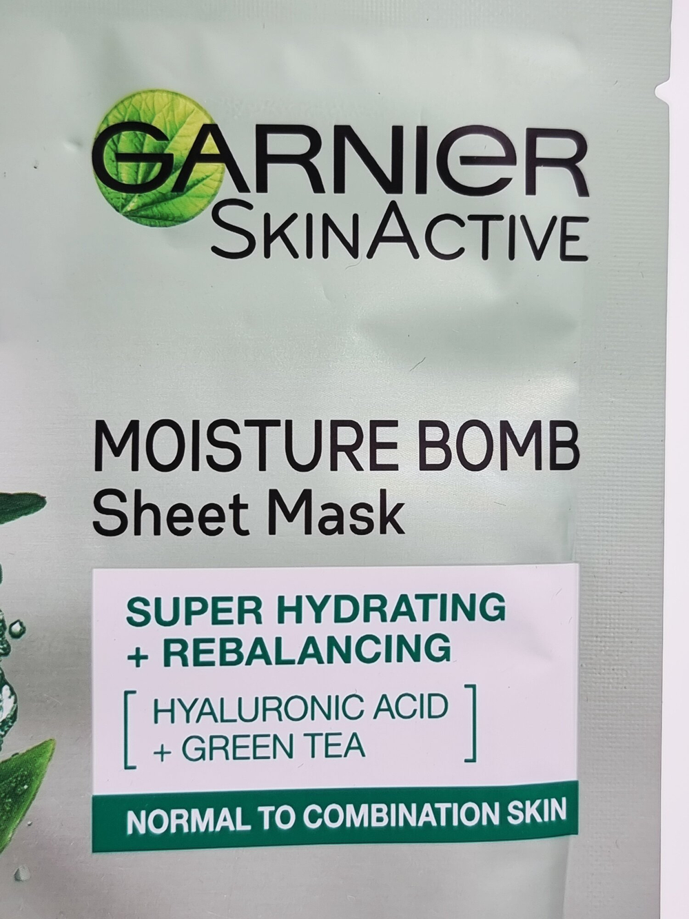 Garnier тканевая маска для комбинированной кожи лица с гиалуроновой кислотой, экстрактом камелии и зеленым чаем, 28 г