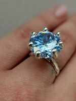 Кольцо Принцесса с голубым фианитом / Blue La Princesse