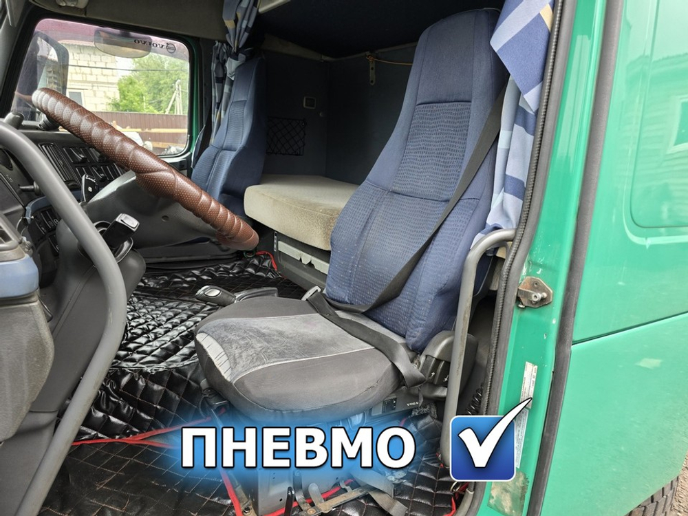 Сиденье водительское пневматическое