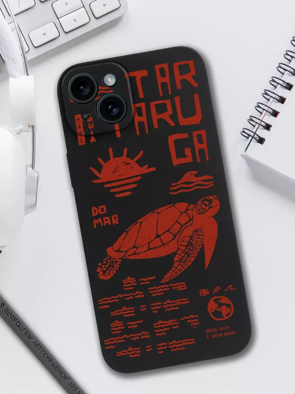 Чехол на iPhone 15 Plus с принтом