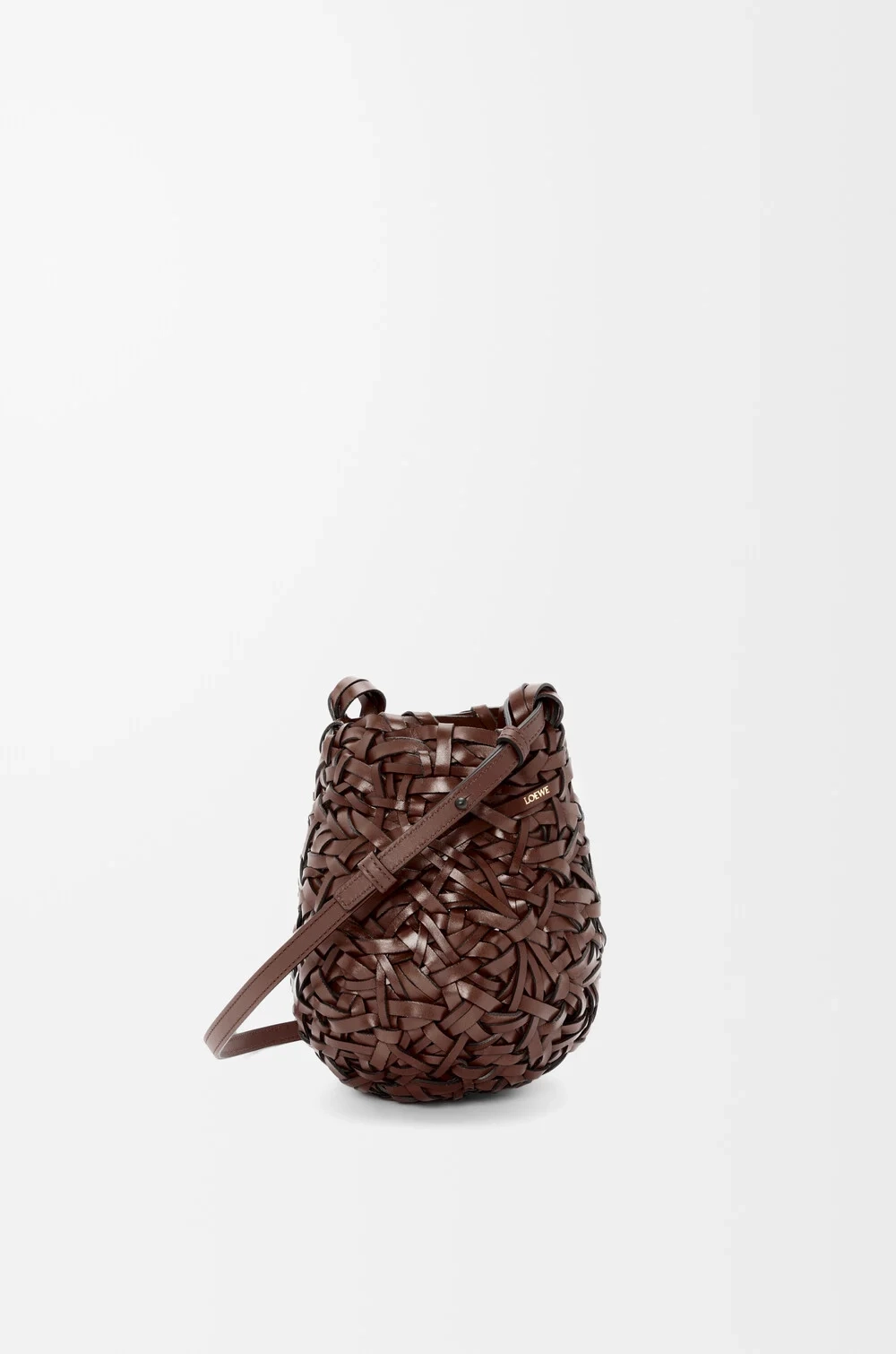 Loewe Маленькая сумка Nest Basket из телячьей кожи, каштановый
