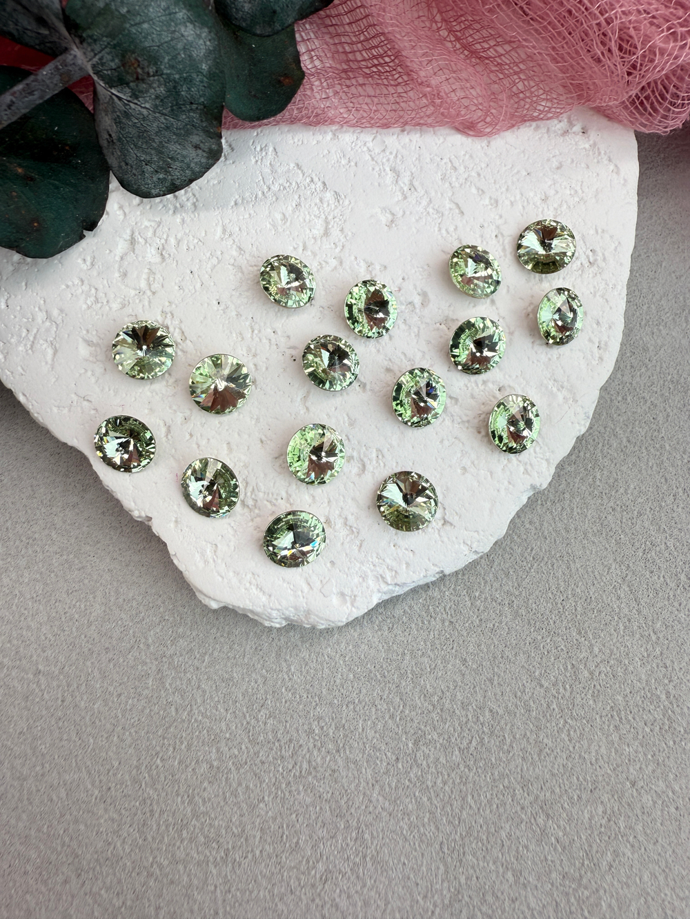 Риволь Rivoli 8 мм, Chrysolite