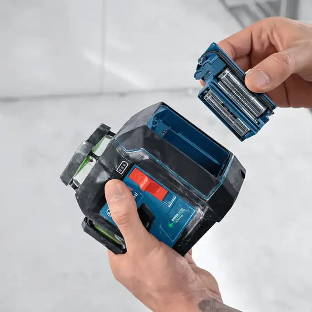 Лазерный нивелир GLL 80-33 G + LB10 + DK20 + BA3.7VXL + кейс BOSCH 0601065501