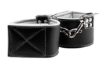 Чёрно-белые двусторонние оковы на ноги Reversible Ankle Cuffs (Цвет: черный с белым)