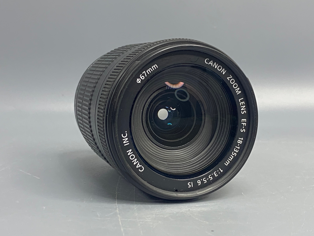Canon EF-S 18-135mm 3.5-5.6 IS
