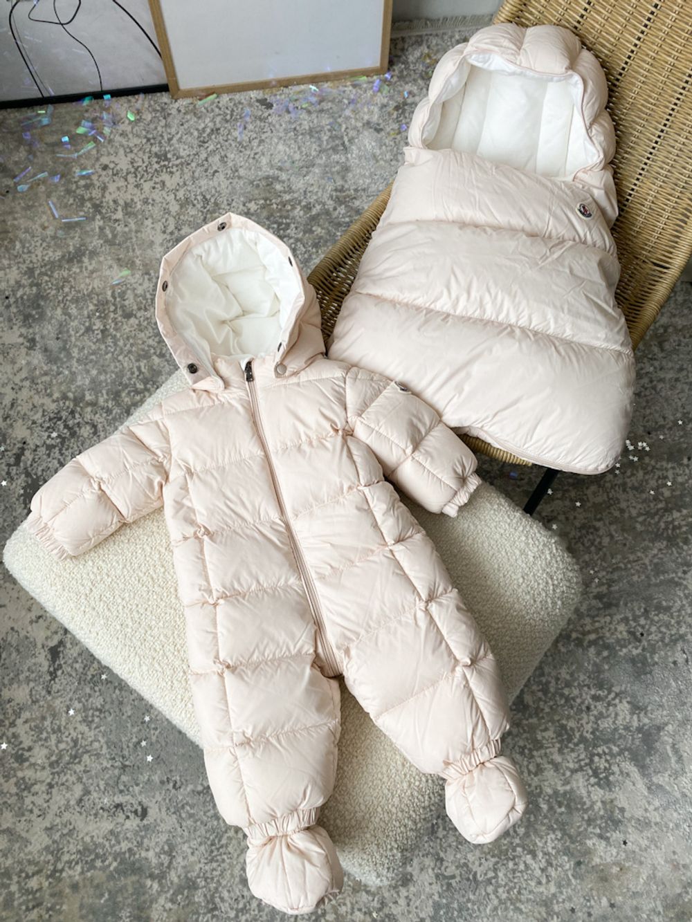 Пуховый комбинезон Moncler, 62