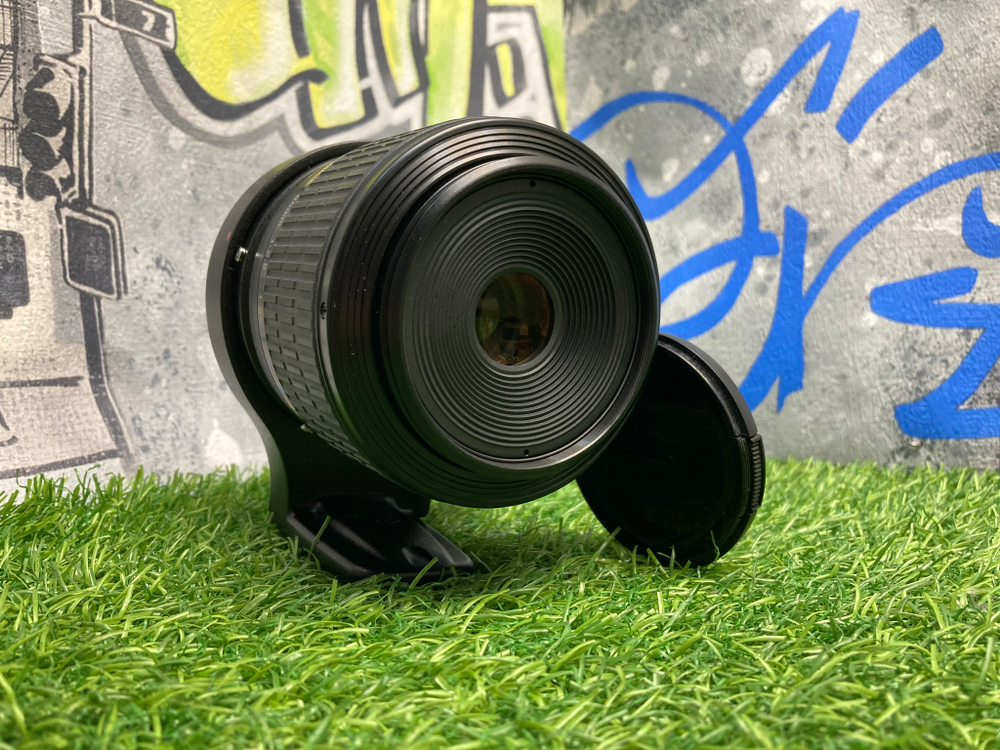 Canon MP-E 65mm 2.8 1-5x Macro Photo
