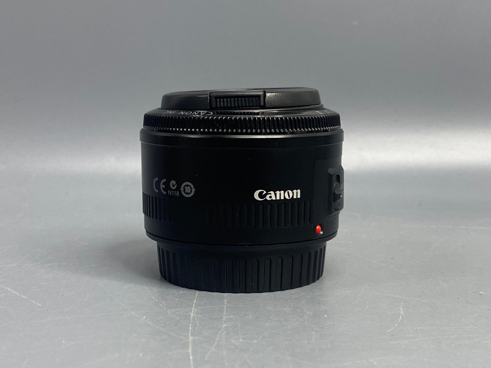 Canon EF 50mm 1.8 II нерабочий