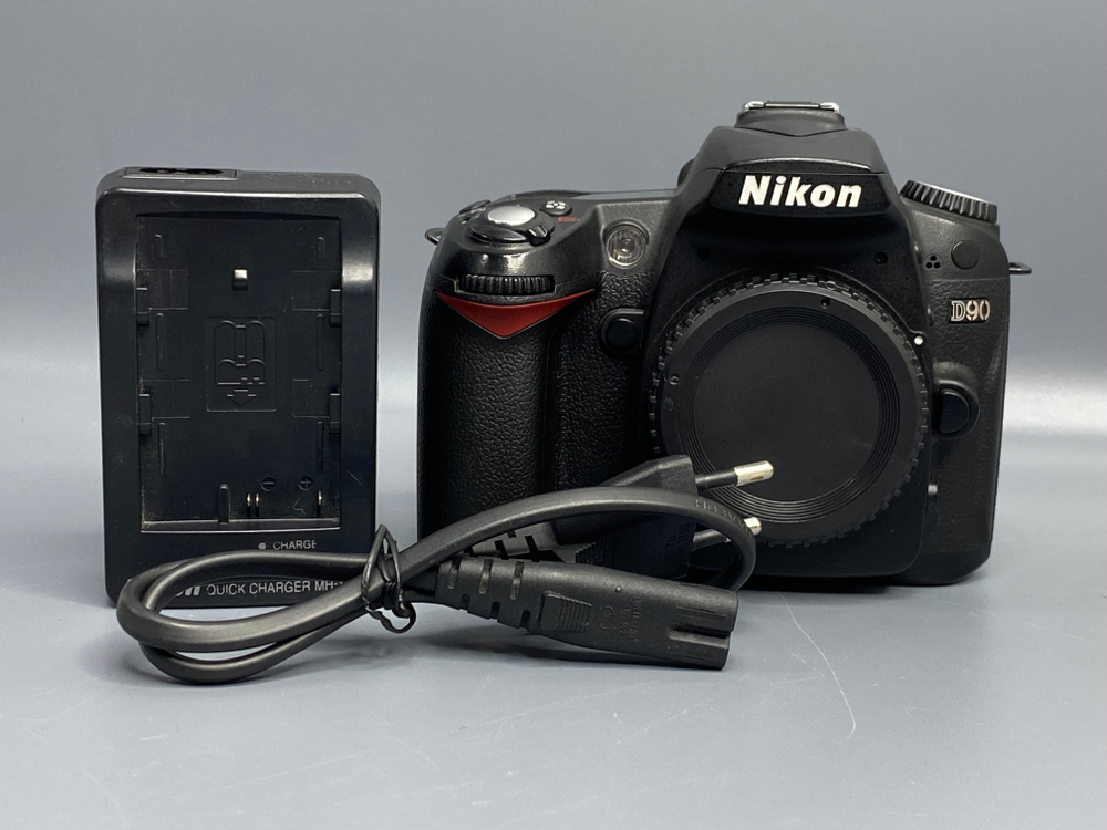 Nikon D90 сломан слот для флеш-карты
