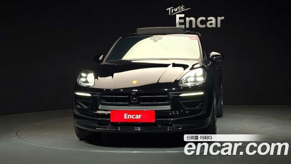 Porsche Macan 2.9 S — 2023