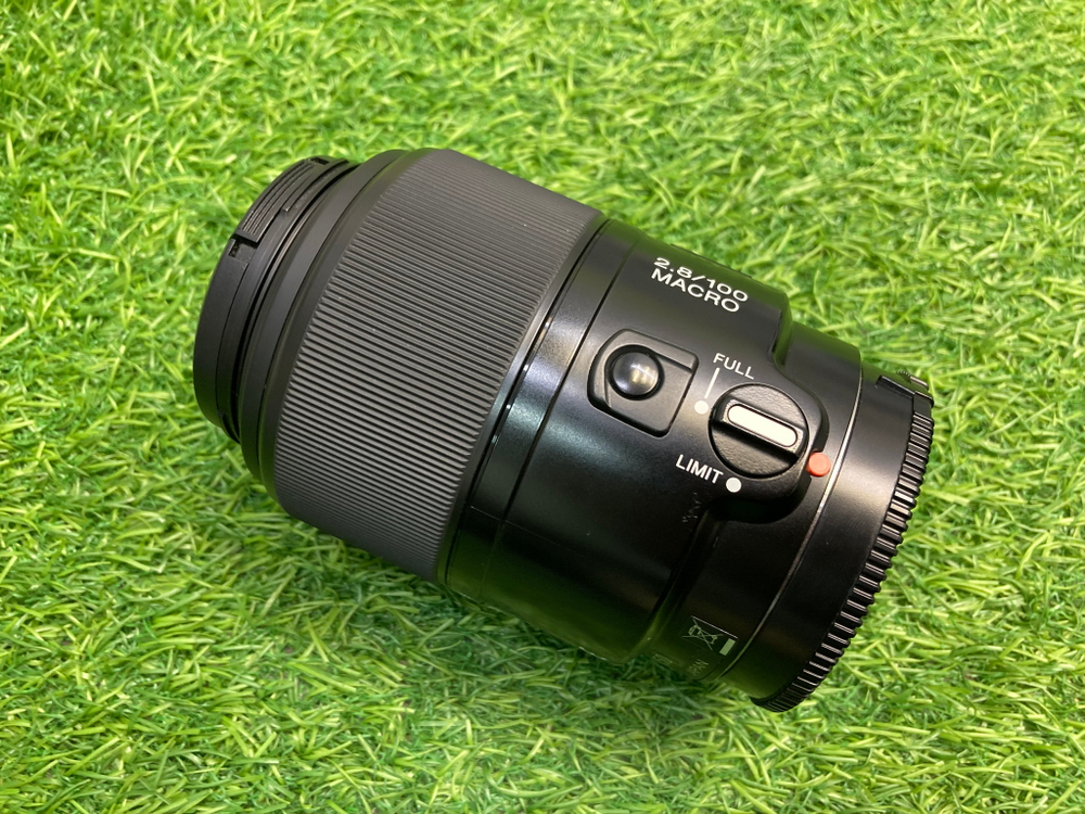Sony 100mm 2.8 Macro (SAL-100M28)