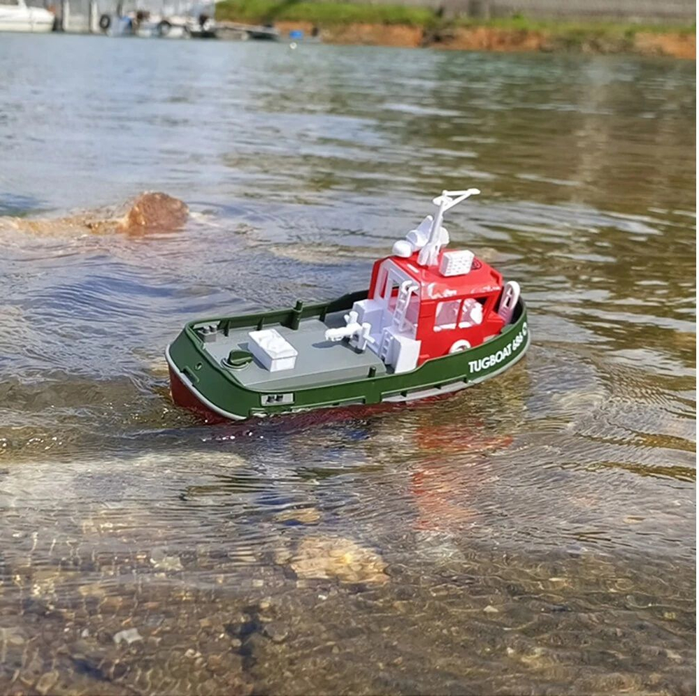 Радиоуправляемый пожарный буксир HENG LONG TYXIN TUGBOAT 686 с дистанционным управлением 1/72