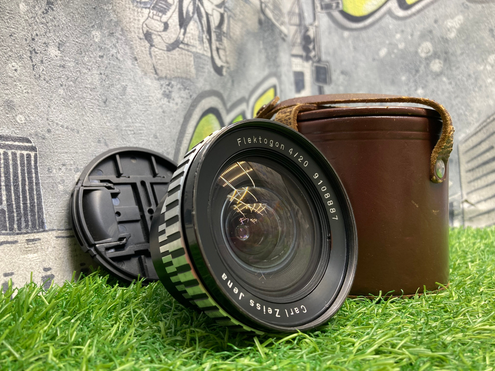Flektogon 4/20mm