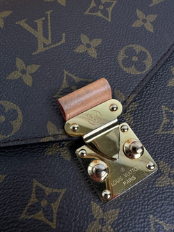 Сумка Louis Vuitton Pochette Metis