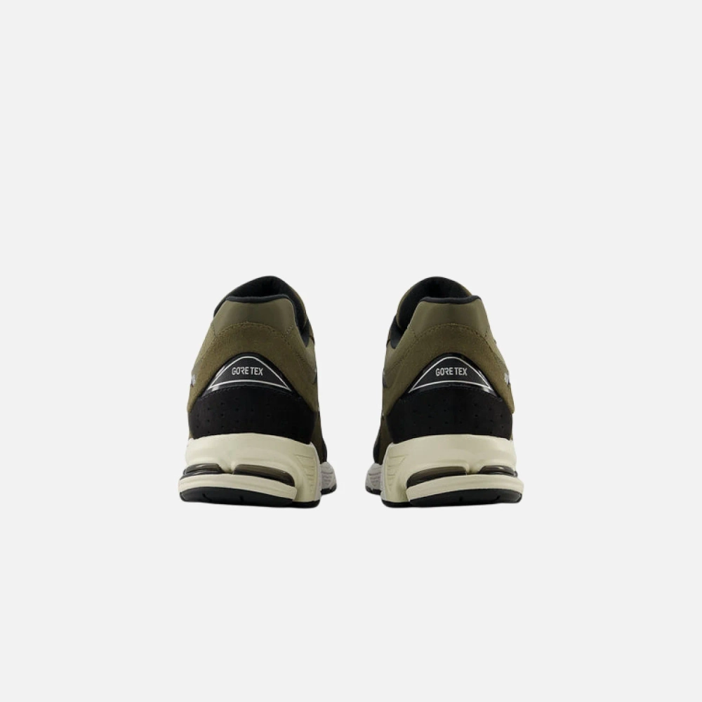 Кроссовки New Balance 2002 Leather