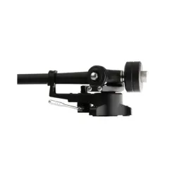 Rega RB 330