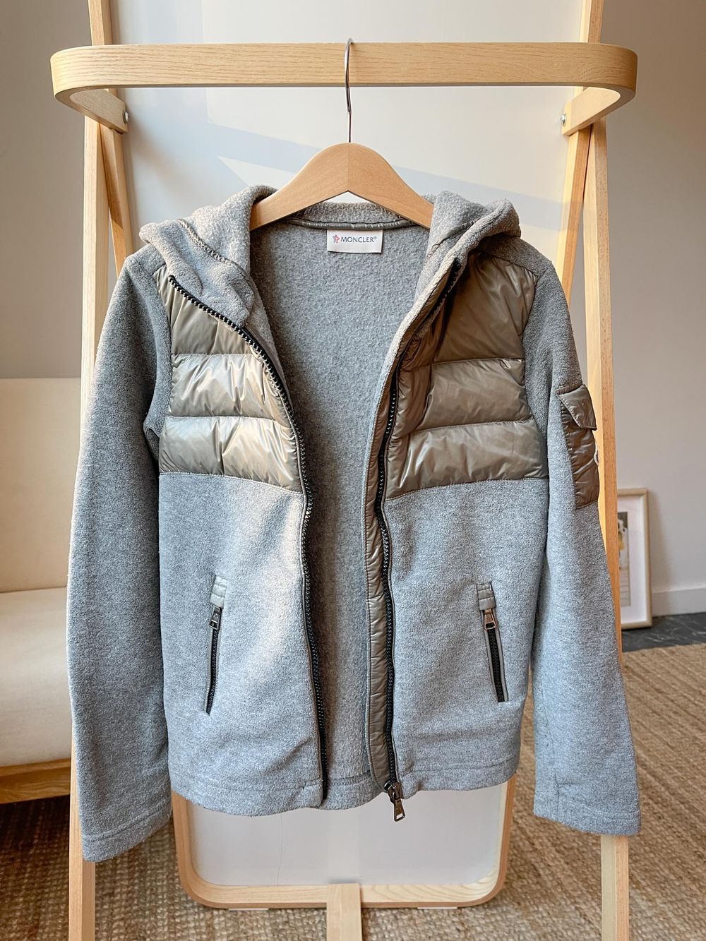 Толстовка Moncler
