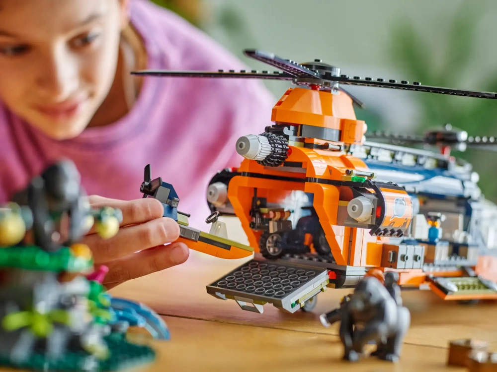 Конструктор LEGO City 60437 Вертолёт-исследователь джунглей в базовом лагере