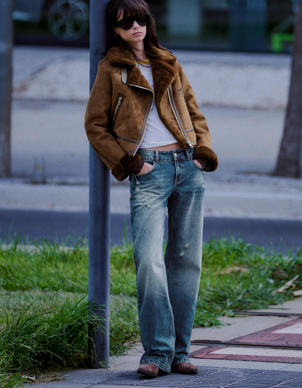 Женская укороченная куртка-дубленка в байкерском стиле - BERSHKA