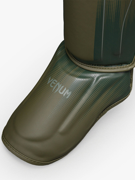 Щитки Venum Stealth Khaki/Dark Green