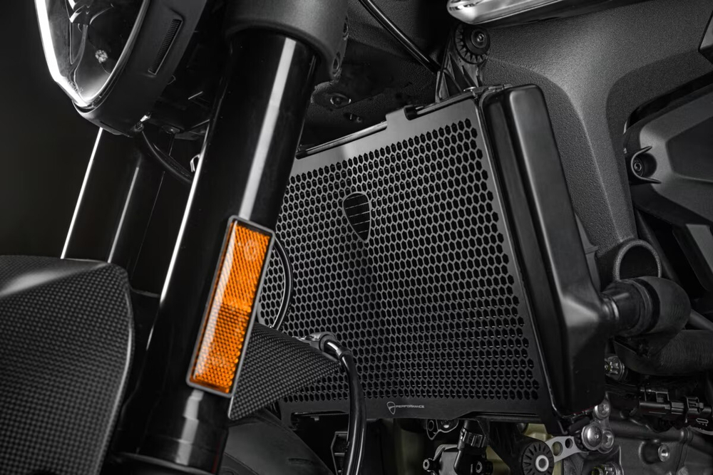 97381891A DUCATI ALUMINIUM RADIATOR PROTECTION (M 937)