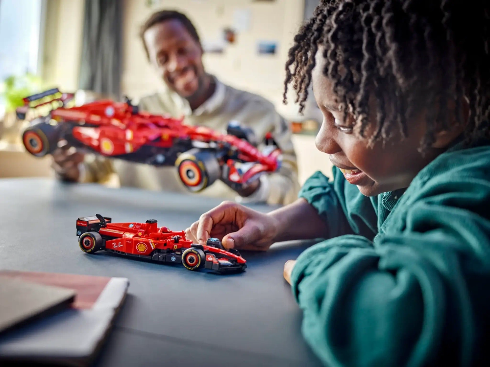 Конструктор LEGO Speed Champions 77242 Гоночный автомобиль Ferrari SF-24 F1