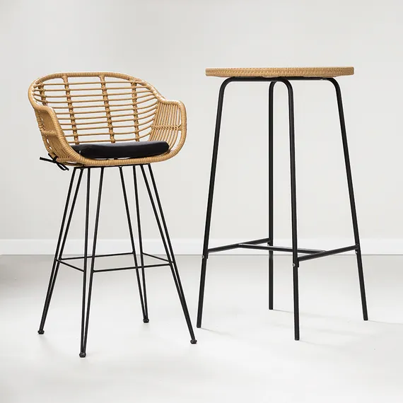 Барный стул Vetle Bent, светлый ротанг