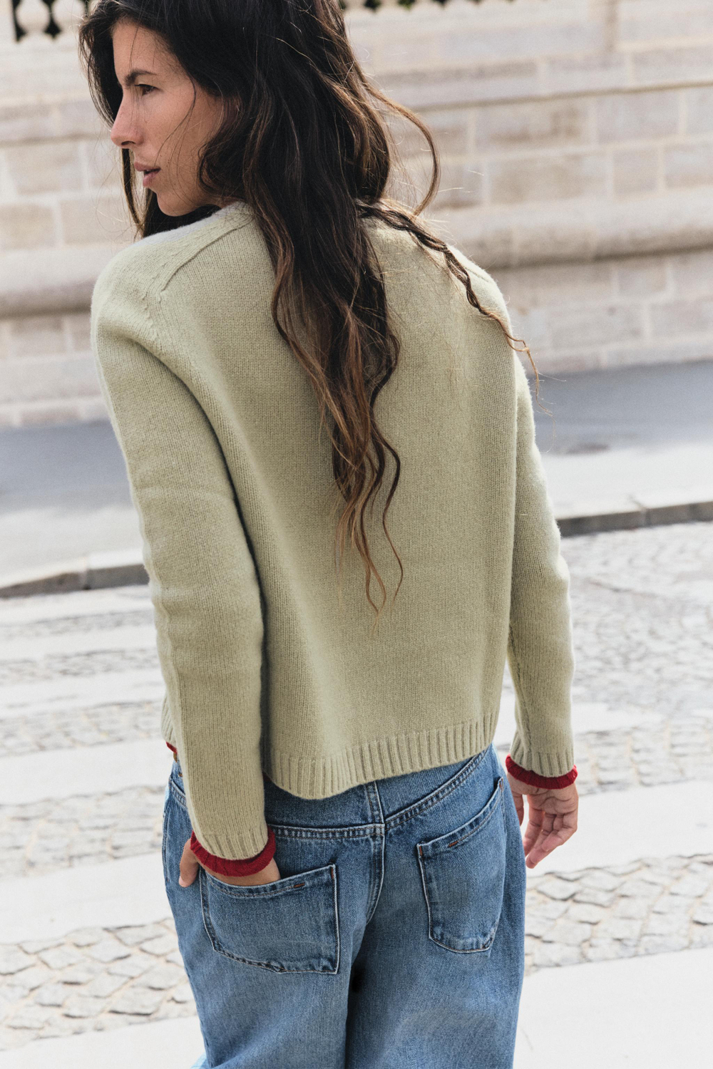 ОДНОТОННЫЙ СВИТЕР ИЗ 100% ШЕРСТИ — ZARA