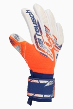 Вратарские перчатки Reusch Attrakt Silver
