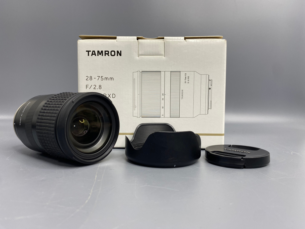 Tamron 28-75mm 2.8 Di III RXD Sony E Пылинки