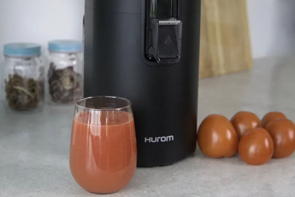 Отзыв Елены из Краснодара о шнековой соковыжималке Hurom H400 Отзыв Елены из Краснодара о шнековой соковыжималке Hurom H400