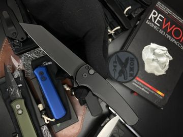 Складной нож Pro-Tech Malibu 5203 Reverse Tanto c клинком из стали CPM-20CV, рукоять алюминий