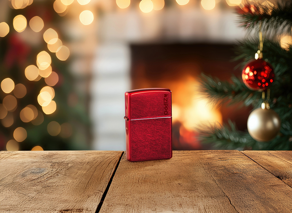 Зажигалка ZIPPO Logo с покрытием Candy Apple Red, латунь/сталь, красная, глянцевая, 38x13x57 мм, шт