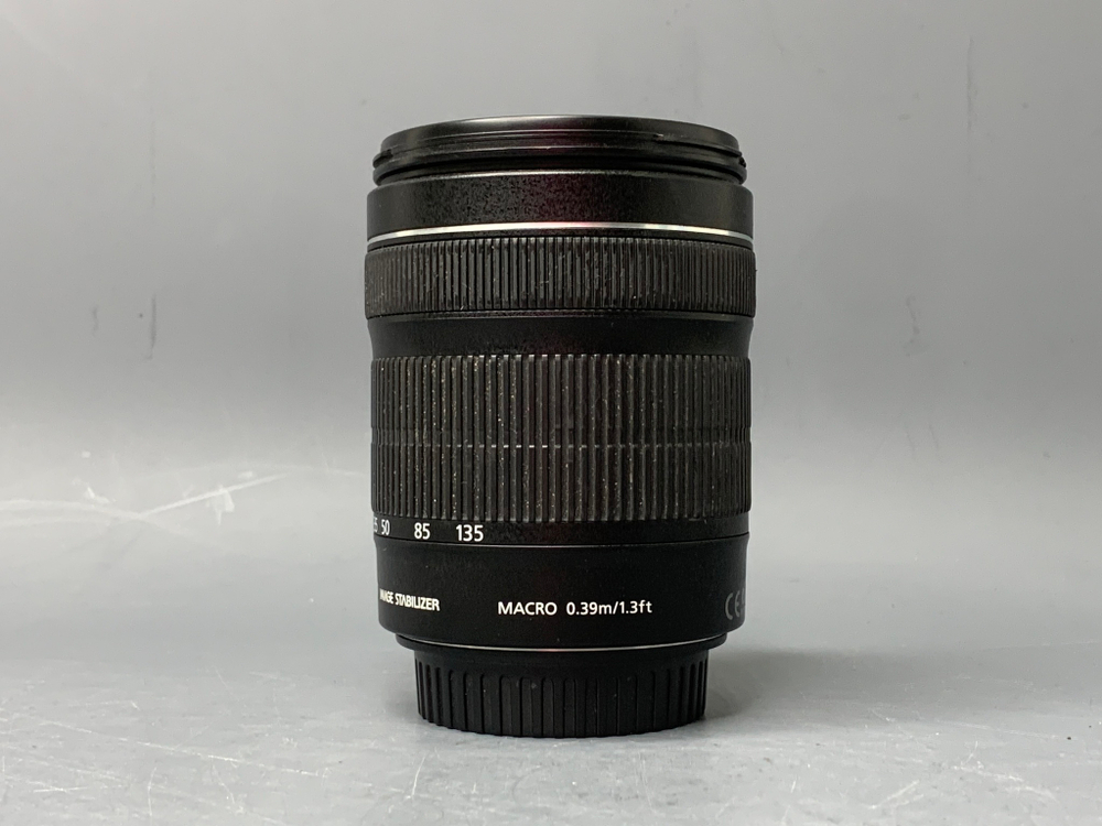 Canon EF-S 18-135mm 3.5-5.6 IS STM