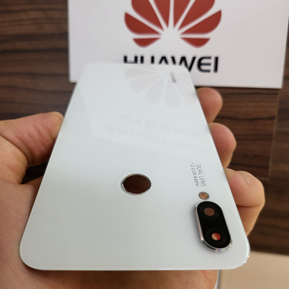 Крышка для Huawei Nova 3i (заднее стекло) "хорошее качество" цвет: белый