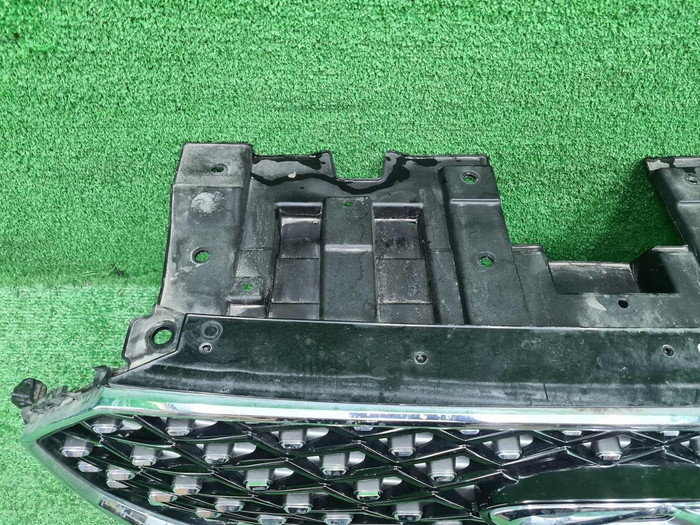 Решетка радиатора Chery Tiggo 8 Pro Max (22-нв)