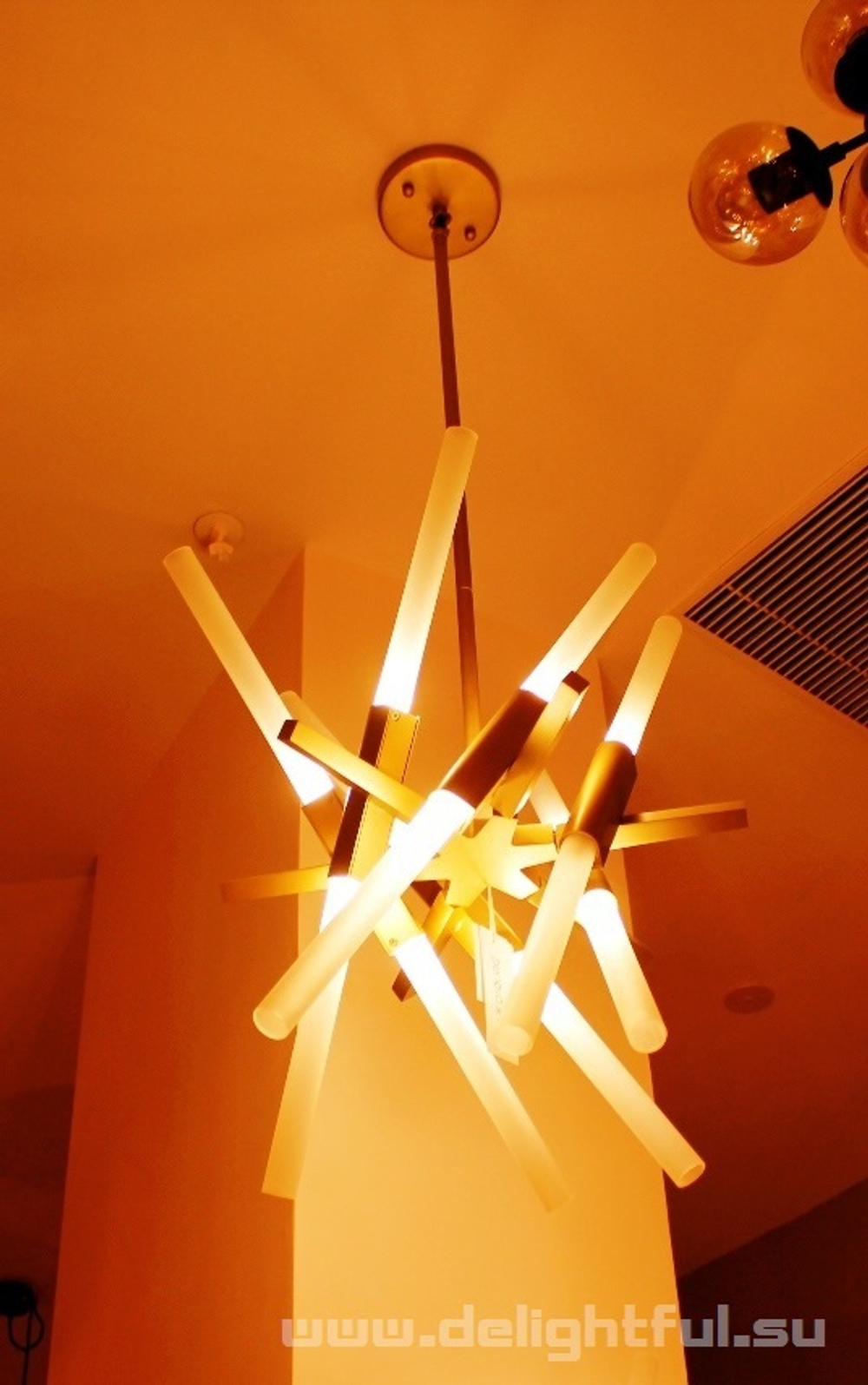 люстра ASTRAL AGNES CHANDELIER 12 LIGHTS for ROLL & HILL ( gold )3