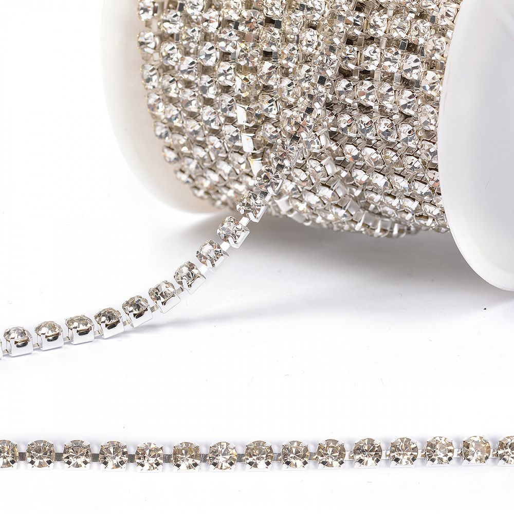 Цепь со стразами 01.SS10.S, цв.CRYSTAL/SILVER, 2.8 мм, 10 м Цепь со стразами 01.SS10.S, цв.CRYSTAL/SILVER, 2.8 мм, 10 м