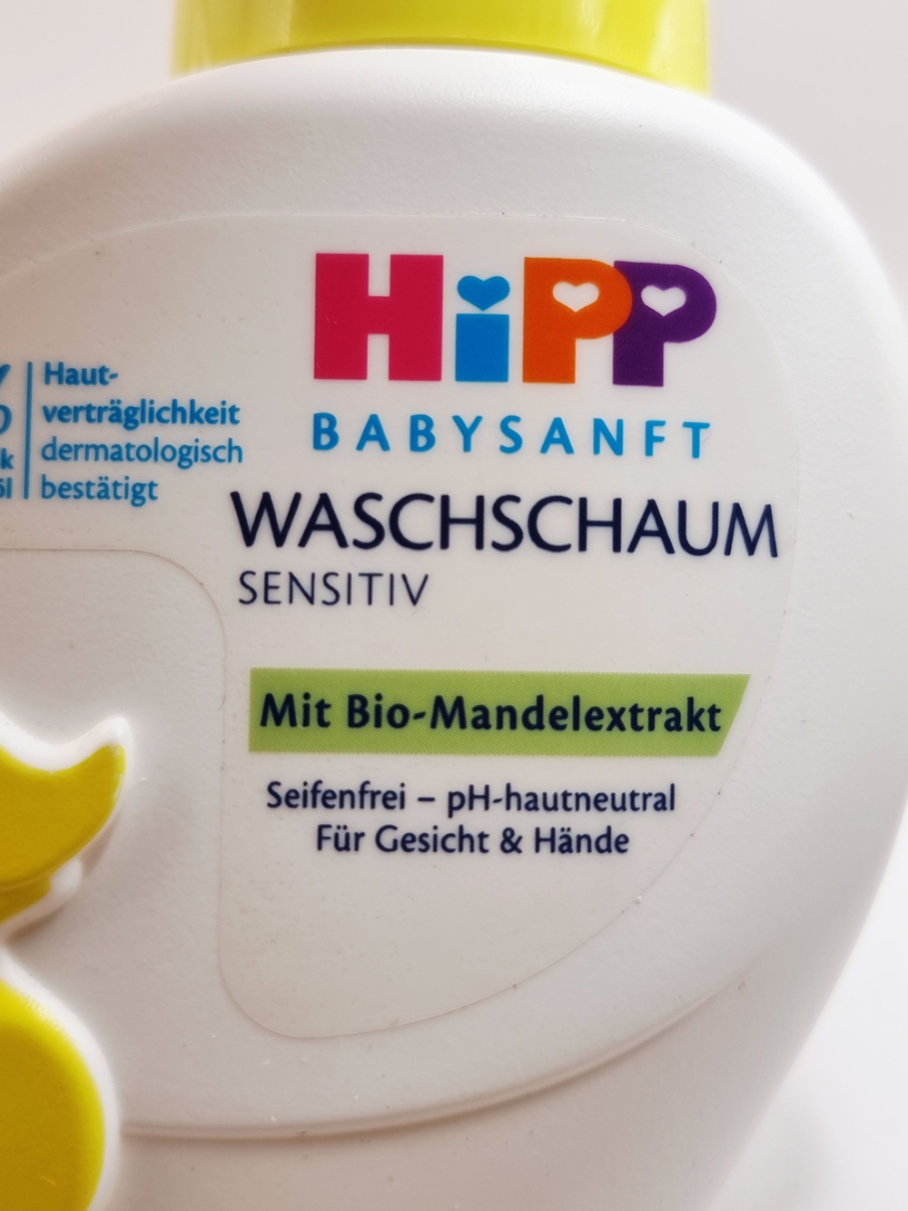 Пена для рук и лица детская Hipp Kids Sensitive с экстрактом миндаля, флакон уточка, 250 мл (Швейцария)
