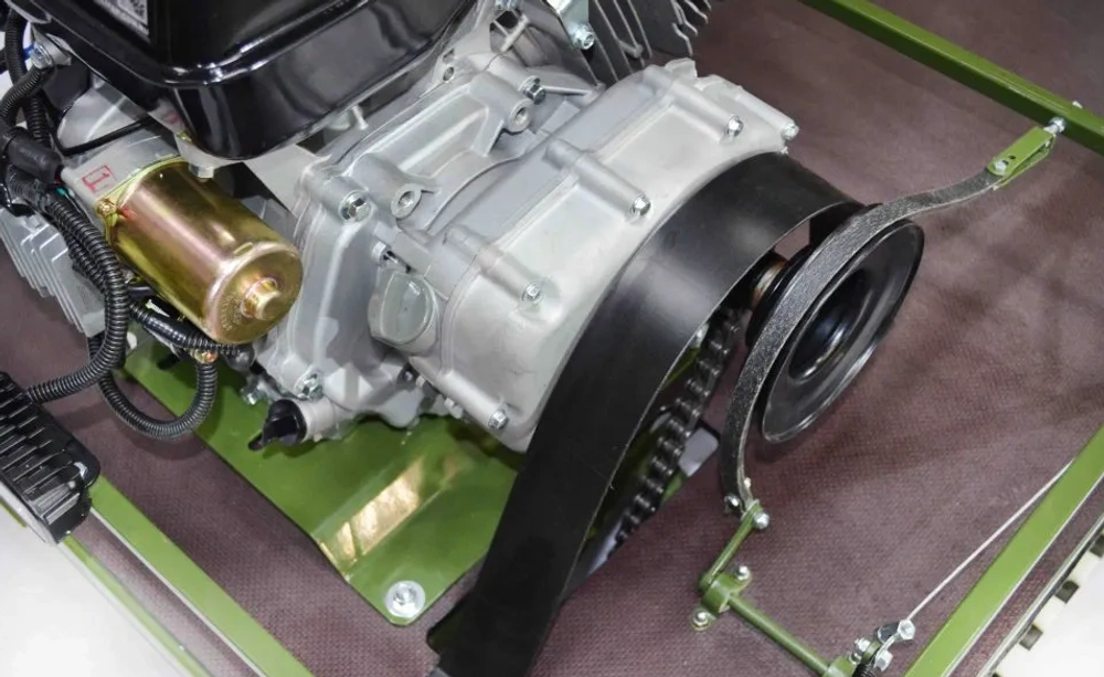 Мотобуксировщик вездеход KOiRA T9 R (понижающий редуктор)