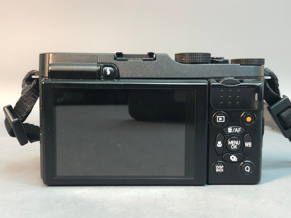 FujiFilm X-M1 Kit XC 16-50mm F3.5-5.6 OIS Black