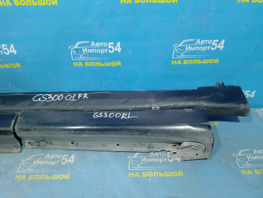 Порог левый пластиковый LEXUS GS300 1999