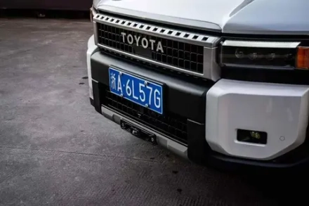 Лебедка в передний бампер для Toyota Land Cruiser Prado 250 LC250 Крузак Тойота оффроуд