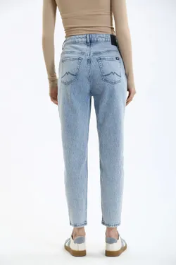 Джинсы женские MUSTANG Style Charlotte Tapered