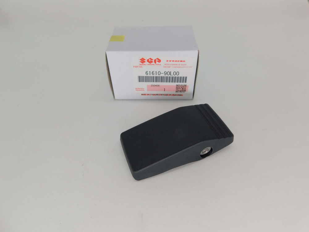 Защелка капота Suzuki DF8A-DF30A DT9.9-DT40 61610-90L00-000