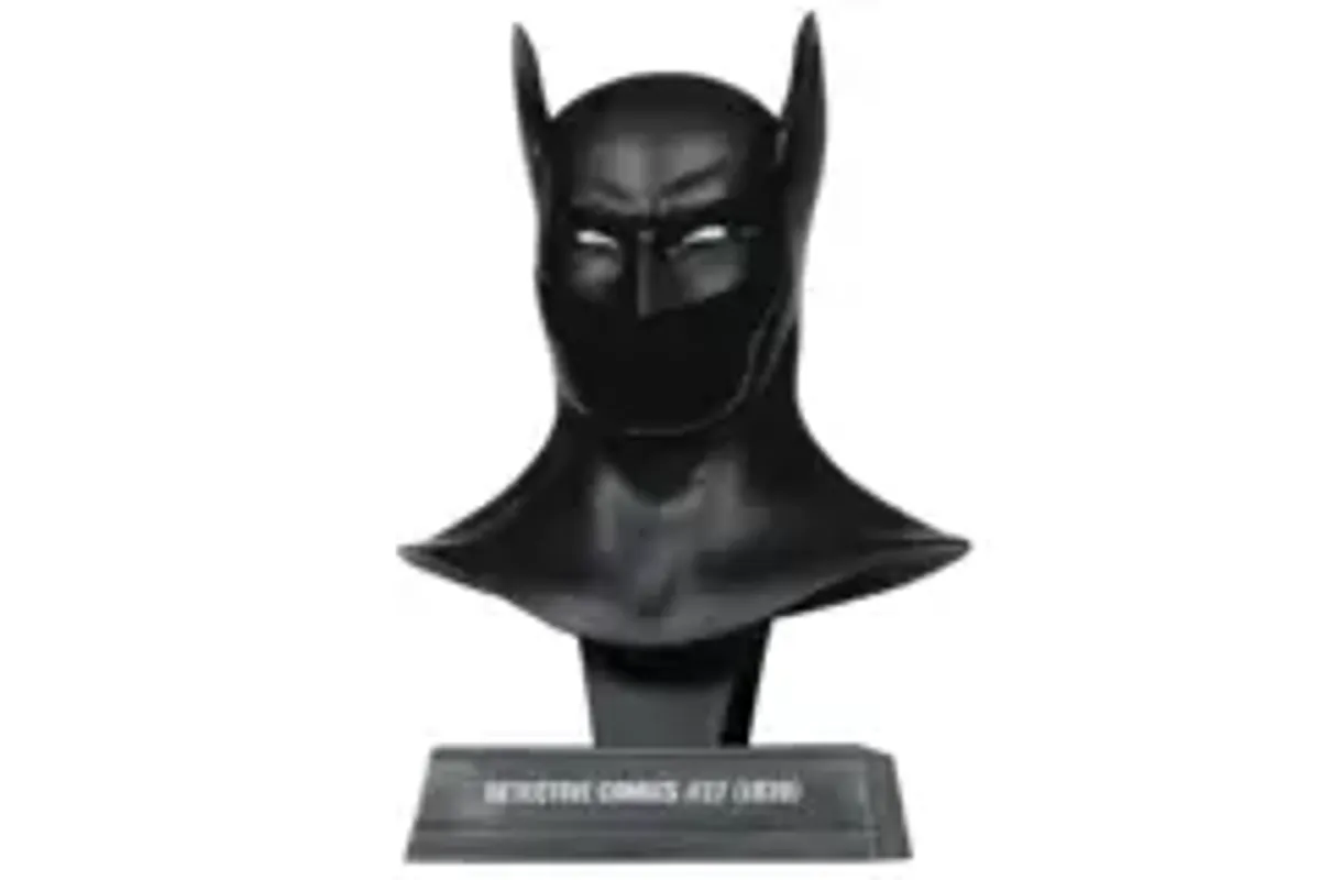 Бюст McFarlane Toys DC: Batman Cowl (1st Appearance) (1:3 Scale)